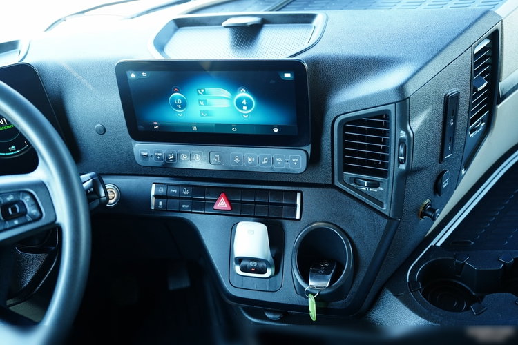 Mercedes ACTROS 1845 / MP5 / BIG SPACE /  PO KONTRAKCIE SERWISOWYM zdjęcie 31