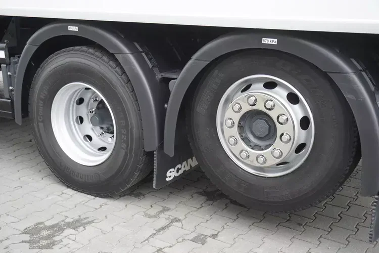 Scania R450 6x2 / Chłodnia hakowa 5-rzędowa / Thermoking T1200R_257093 zdjęcie 17