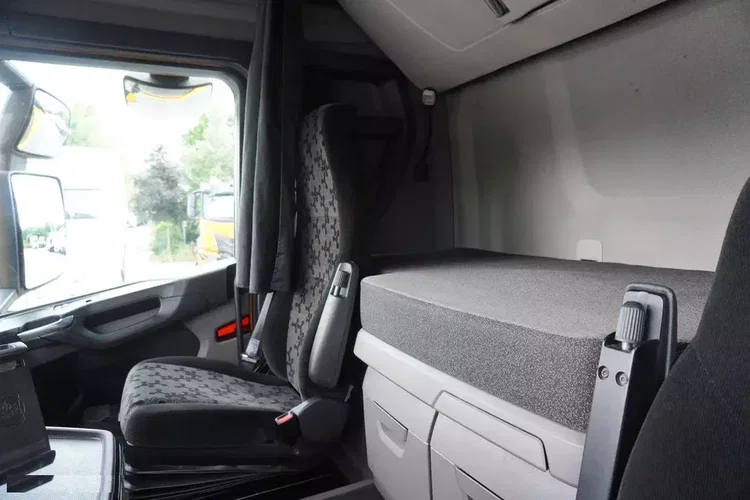 Scania R450 6x2 / Chłodnia hakowa 5-rzędowa / Thermoking T1200R_257093 zdjęcie 26