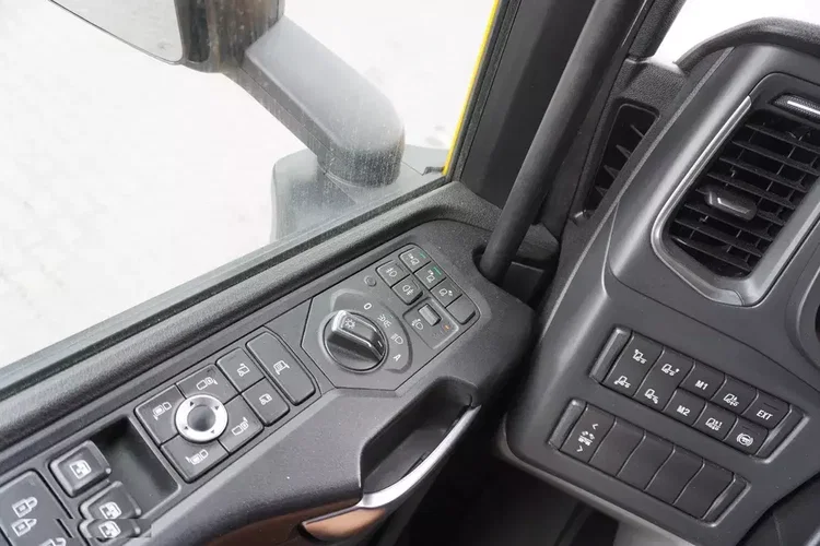 Scania R450 6x2 / Chłodnia hakowa 5-rzędowa / Thermoking T1200R_257093 zdjęcie 27