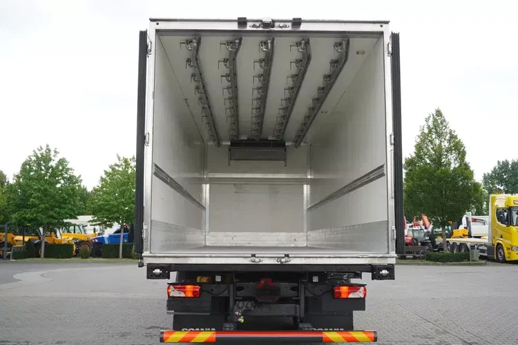 Scania R450 6x2 / Chłodnia hakowa 5-rzędowa / Thermoking T1200R_257093 zdjęcie 6