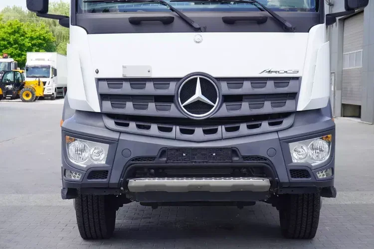 Mercedes Arocs 1827 / 10 tys. km / 4x4 / plandeka 14 EPAL_254932 zdjęcie 17
