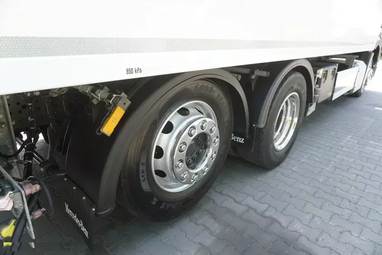 Mercedes Actros 2545 / 2021 / Chłodnia Hagemann Multitemperatura_221988 zdjęcie 11