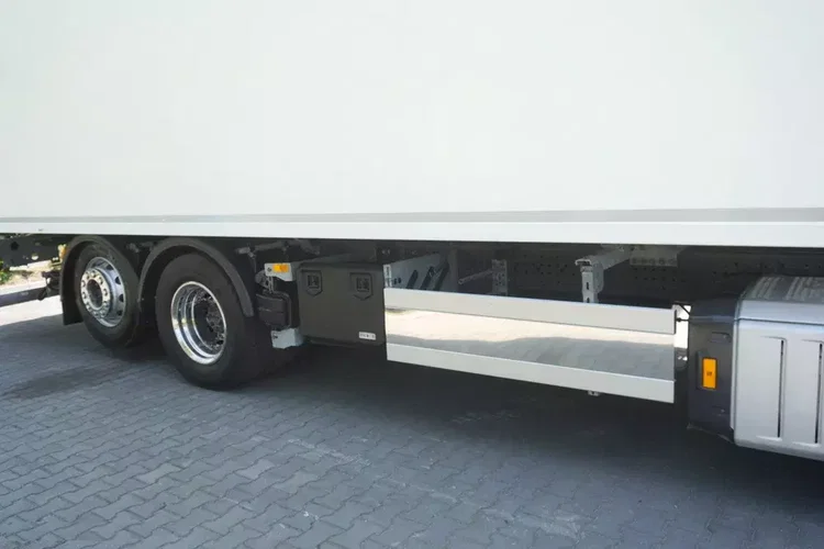 Mercedes Actros 2545 / 2021 / Chłodnia Hagemann Multitemperatura_221988 zdjęcie 5
