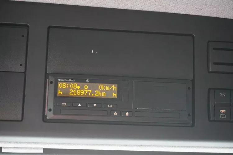 Mercedes Actros 1833 / Firanka 18 EPAL / 200 tys. km_251229 zdjęcie 17