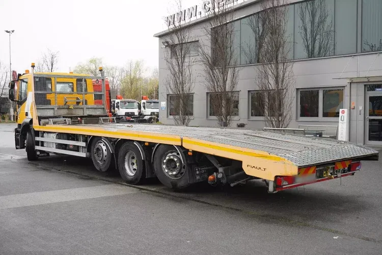 Iveco Stralis 420 8x2 / Zabudowa laweta Fiault / 2 osie skrętne / 17.6 t ładowności_251096 zdjęcie 4