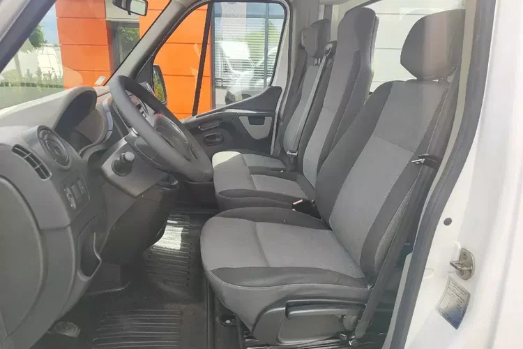 Renault Master zdjęcie 24