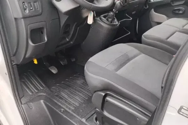 Renault Master zdjęcie 2