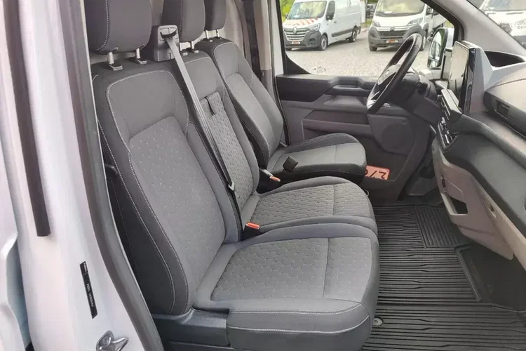 Ford Transit Custom zdjęcie 8