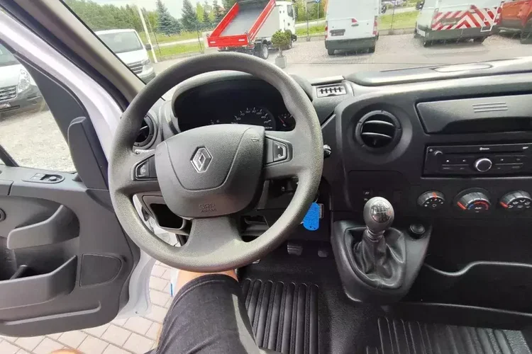 Renault Master zdjęcie 2