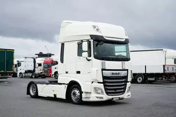 DAF XF 106