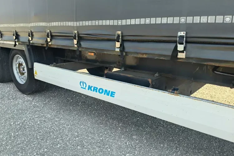 Krone FIRANKA / DACH PODNOSZONY / OŚ PODNOSZONA / SAF/ JOLODA / zdjęcie 3