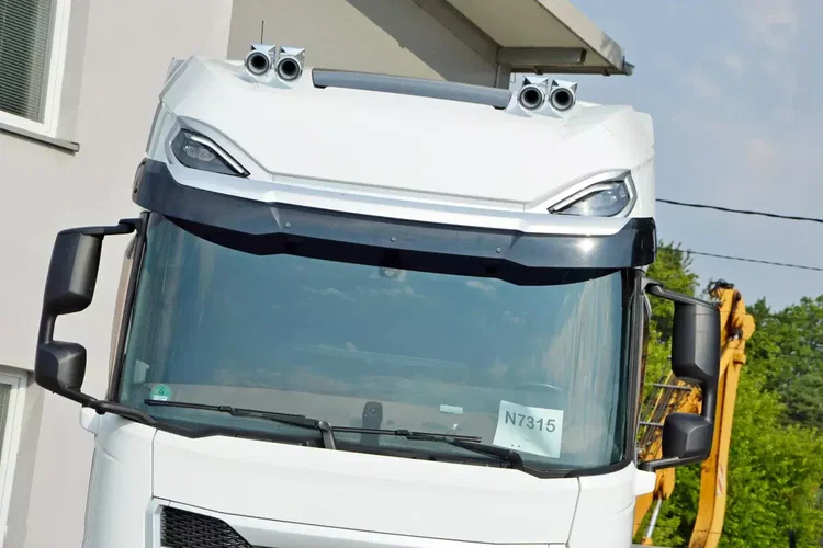 DAF XG+ 530 / ZF INTARDER / FULL LED / TRĄBY /KLIMA POST. / 2 ZBIORNIKI zdjęcie 33