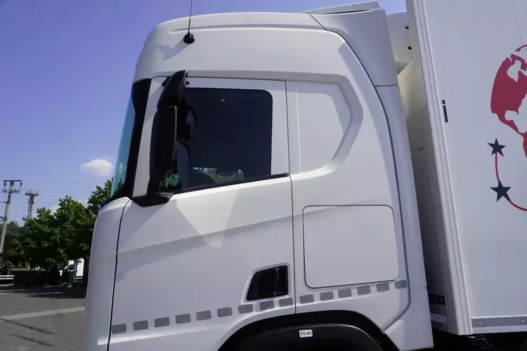 Scania R500 / Chłodnia KRONE 19 EPAL / Doppelstock / Carrier Supra 1150 / oś skrętna_258993 zdjęcie 15