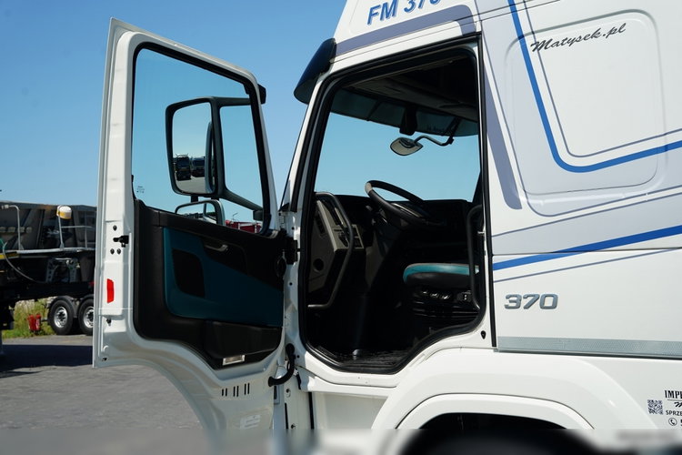 Volvo FM 370 / SOLÓWKA / FIRANKA - 9.1 M / 6X2 / WINDA DHOLLANDIA - 2 000 KG / MOCNA PODŁOGA / KLIMA POSTOJOWA / I- SHIFT / EURO 6 zdjęcie 30