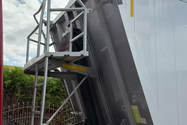 KEMPF Wywrotka 53m3 Super Stan zdjęcie 2