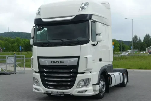 DAF XF 106.480 / LOW DECK / IDEALNY STAN / SUPER SPACE CAB /