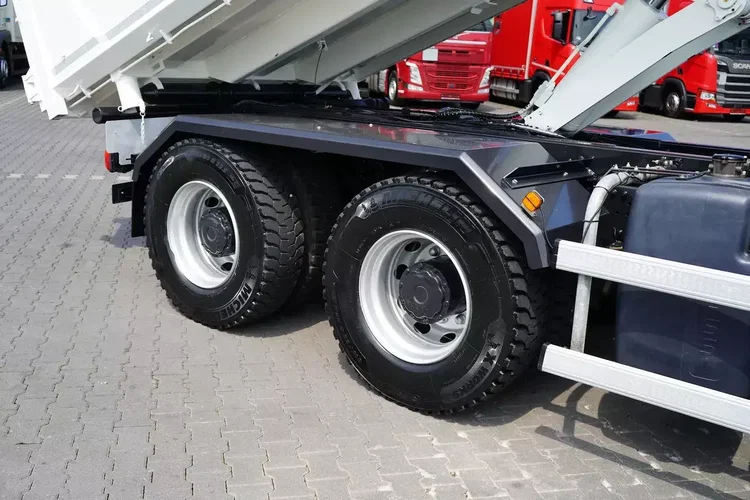 MAN / TGS / 33.420 / E 6 / WYWROTKA + HDS / FASSI F 175 / 6 X 4 / HYDROBURTA zdjęcie 11