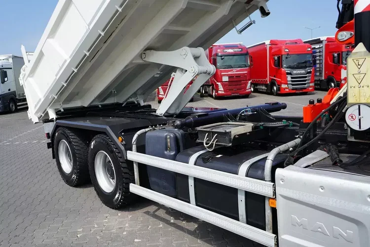 MAN / TGS / 33.420 / E 6 / WYWROTKA + HDS / FASSI F 175 / 6 X 4 / HYDROBURTA zdjęcie 18