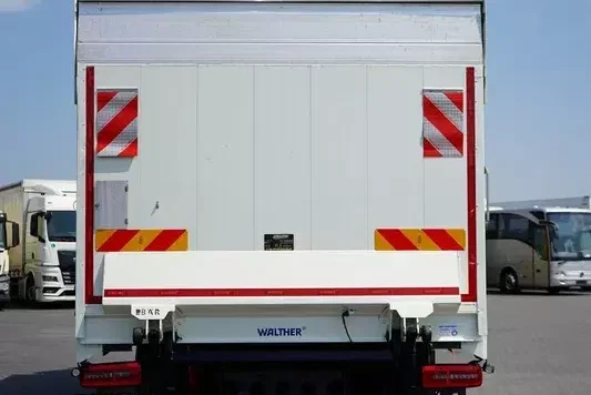 DAF LF / 260 / E 6 / ACC / BURTOFIRANKA + WINDA / ŁAD. 8 975 KG / 18 PALET zdjęcie 32