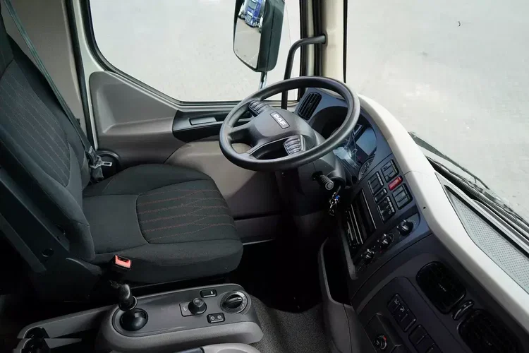 DAF LF / 260 / E 6 / ACC / BURTOFIRANKA + WINDA / ŁAD. 8 975 KG / 18 PALET zdjęcie 5