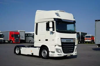 DAF XF 106