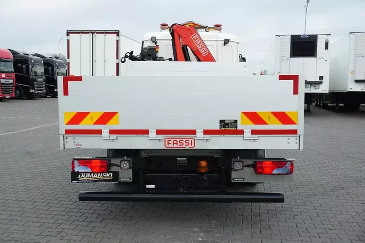 MAN / TGL / 12.250 / SKRZYNIOWY + HDS / FASSI F 65 / PILOT zdjęcie 10