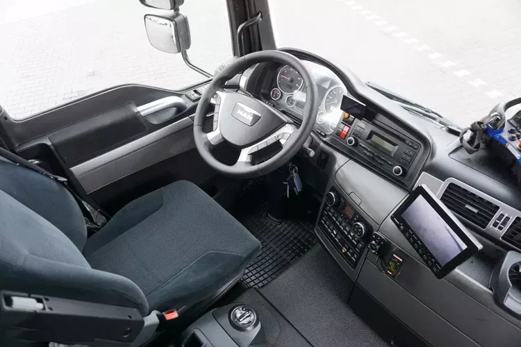 MAN / TGL / 12.250 / SKRZYNIOWY + HDS / FASSI F 65 / PILOT zdjęcie 5
