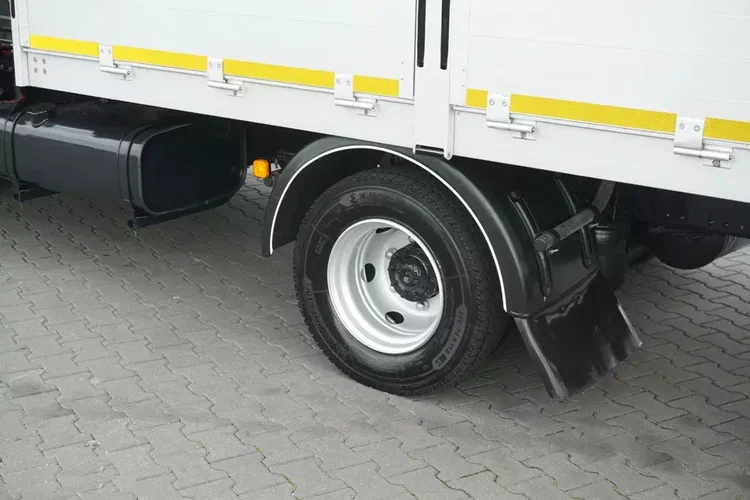 MAN / TGL / 12.250 / SKRZYNIOWY + HDS / FASSI F 65 / PILOT zdjęcie 9