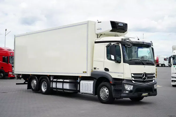 Mercedes ACTROS / 2540 / ACC / E 6 / CHŁODNIA + WINDA / 20 PALET / OŚ SKRĘTNA zdjęcie 12