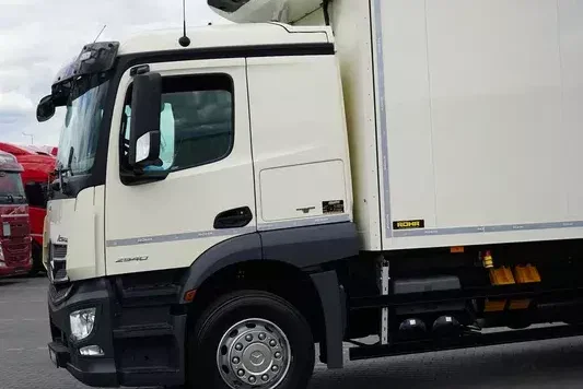 Mercedes ACTROS / 2540 / ACC / E 6 / CHŁODNIA + WINDA / 20 PALET / OŚ SKRĘTNA zdjęcie 16