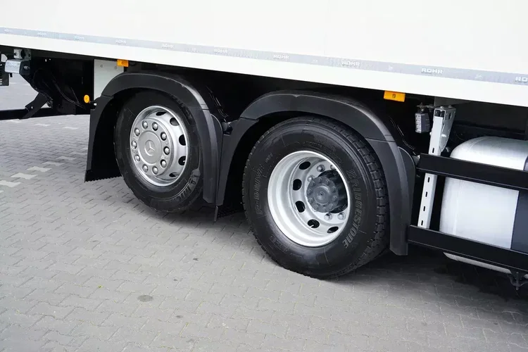 Mercedes ACTROS / 2540 / ACC / E 6 / CHŁODNIA + WINDA / 20 PALET / OŚ SKRĘTNA zdjęcie 24