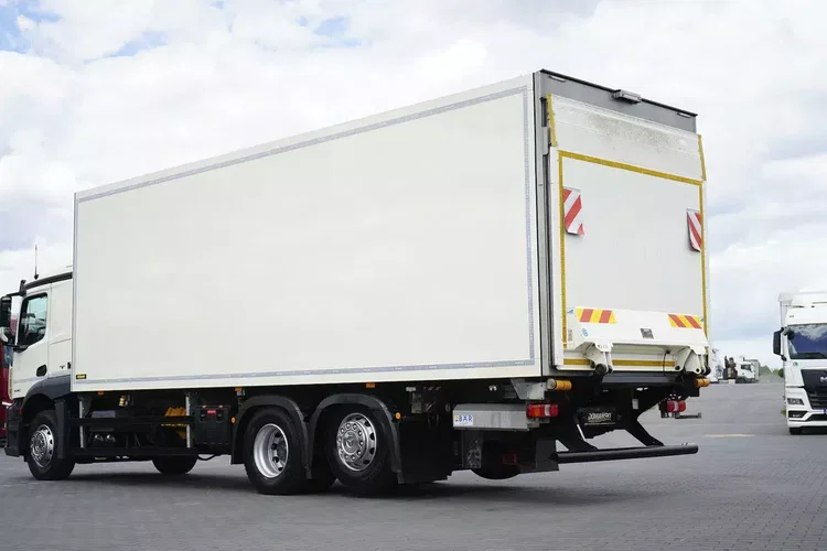 Mercedes ACTROS / 2540 / ACC / E 6 / CHŁODNIA + WINDA / 20 PALET / OŚ SKRĘTNA zdjęcie 30