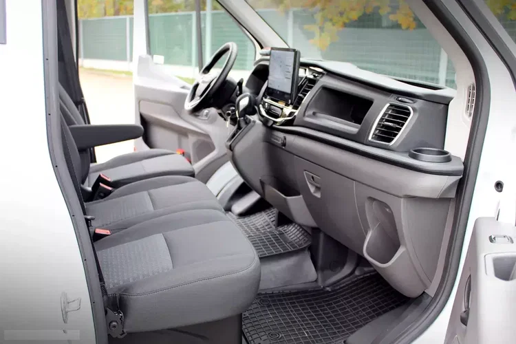 Ford Transit bliźniak kontener 8 euro palet chłodnia / mroźnia do -10'C / Winda 750kg BAR zdjęcie 10