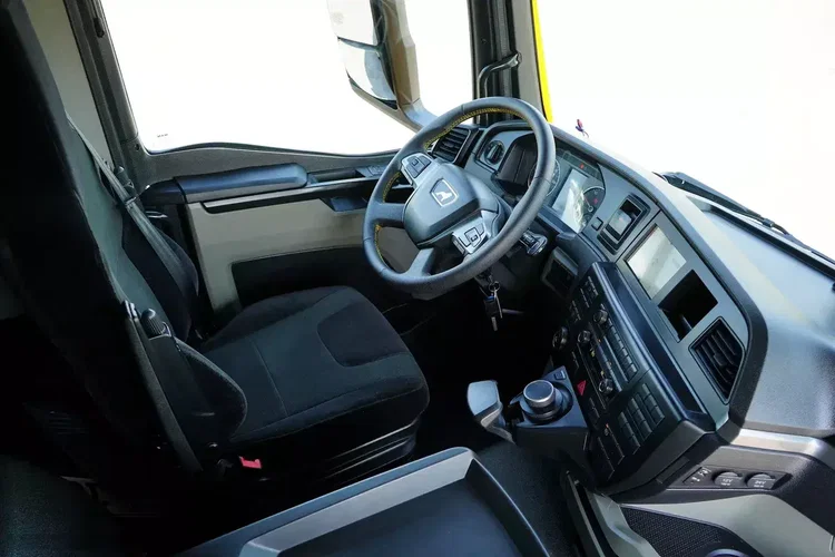 MAN TGS / 26.430 / EURO 6 / WYWROTKA / 6 X 6 / HYDROBURTA zdjęcie 5