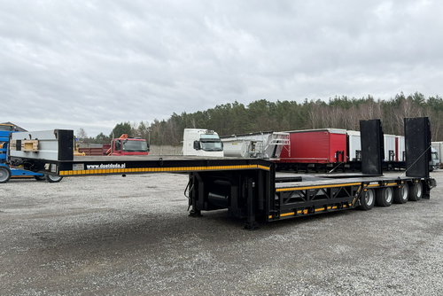 BODEX 4 osiowa NN4J Niskopodwoziówka Niskopodwozie DMC 65.000kg / Ład 50.800kg Poszerzana Oś Skrętna Hydrauliczne Najazdy
