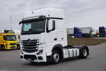 Mercedes Actros