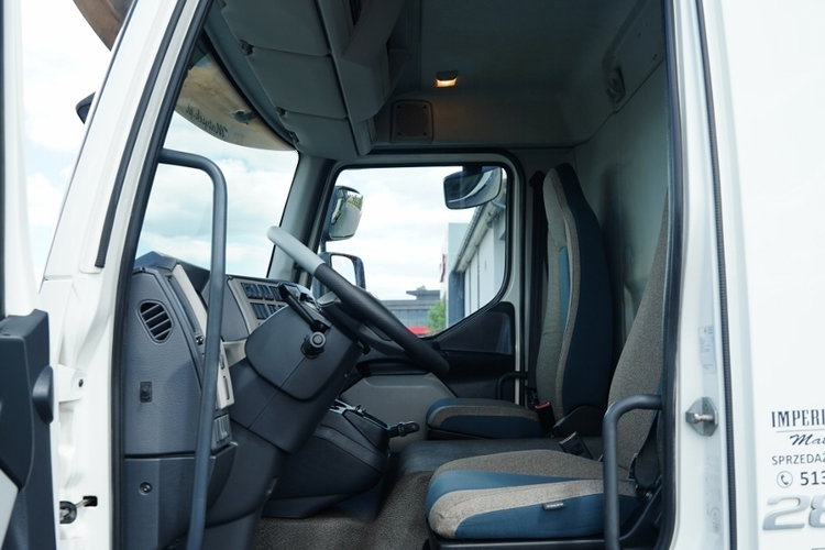 Volvo FL 280 / 4x2 / SKRZYNIOWY - 7.2 M / HDS HYVA CRANE HB 150- 10 M / MAX UDŹWIG 5 200 KG / ROTATOR / PILOT / KAMERA / EURO 6 zdjęcie 28