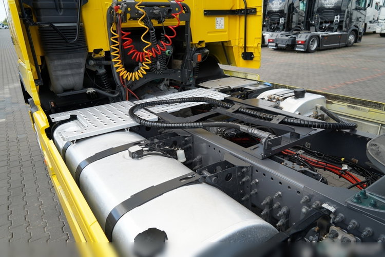 Volvo FH 420 / 319 TYS.KM. / / PEŁNY SERWIS/ SPROWADZONY / HYDRAULIKA / zdjęcie 11