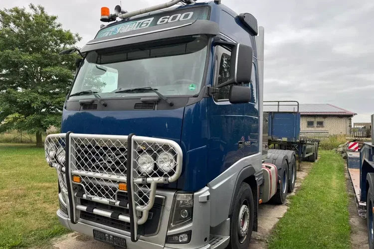 Volvo FH 600 - 6X4 zdjęcie 1