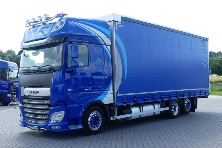 DAF XF 106.530 6x2 / FIRANKA 7.70m / EURO 6 / KLIMATYZACJA POSTOJOWA / zdjęcie 23