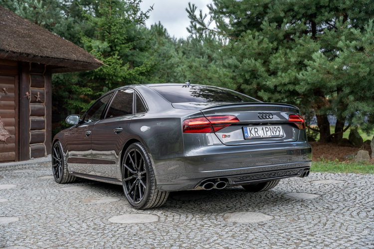 Audi S8 Plus / 4.0 TFSI 605KM / Concaver / Panorama / Masaże / Ceramika / FV zdjęcie 11
