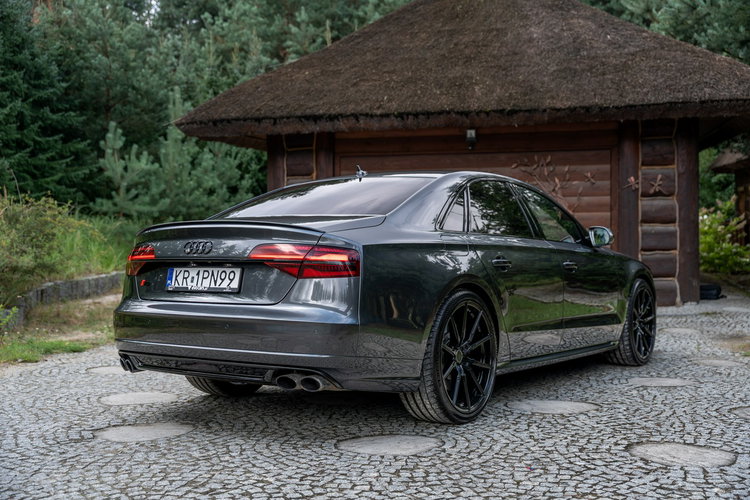Audi S8 Plus / 4.0 TFSI 605KM / Concaver / Panorama / Masaże / Ceramika / FV zdjęcie 13