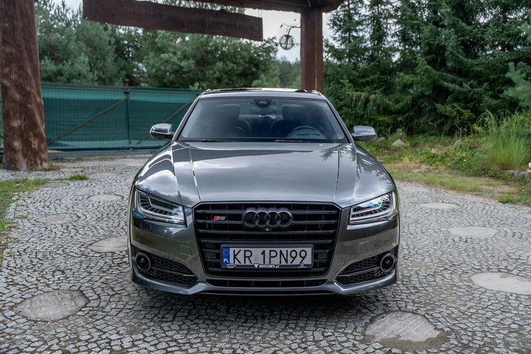 Audi S8 Plus / 4.0 TFSI 605KM / Concaver / Panorama / Masaże / Ceramika / FV zdjęcie 23