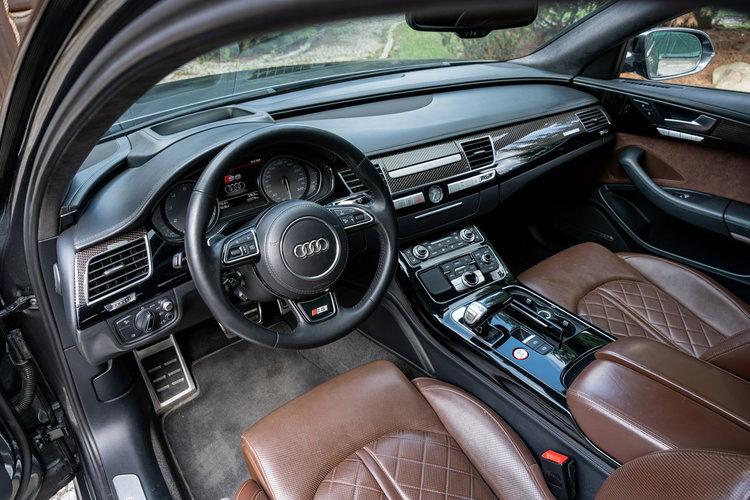 Audi S8 Plus / 4.0 TFSI 605KM / Concaver / Panorama / Masaże / Ceramika / FV zdjęcie 30