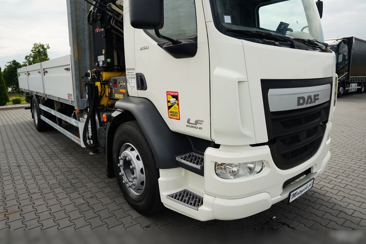 DAF LF 250 / 4X2 / SKRZYNIOWY - 7.3 + HDS HYVA HB 150X -E3 / STEROWANIE RADIOWE / ROTATOR / MAX UDŹWIG: 5200 KG / EURO 6 zdjęcie 14