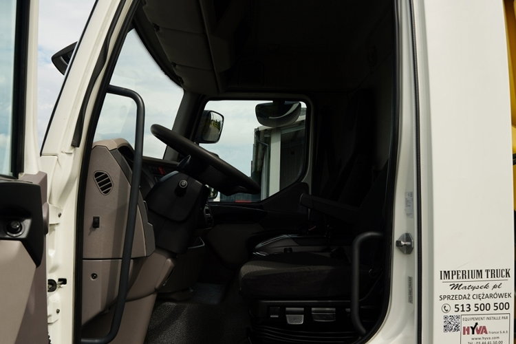 DAF LF 250 / 4X2 / SKRZYNIOWY - 7.3 + HDS HYVA HB 150X -E3 / STEROWANIE RADIOWE / ROTATOR / MAX UDŹWIG: 5200 KG / EURO 6 zdjęcie 34