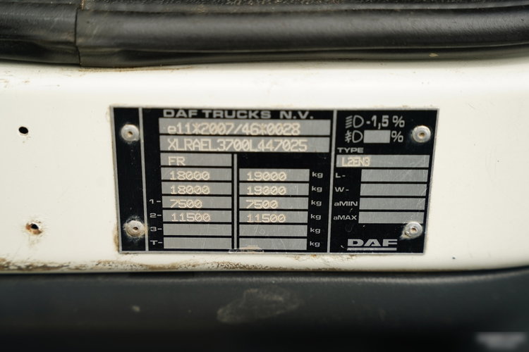 DAF LF 250 / 4X2 / SKRZYNIOWY - 7.3 + HDS HYVA HB 150X -E3 / STEROWANIE RADIOWE / ROTATOR / MAX UDŹWIG: 5200 KG / EURO 6 zdjęcie 48