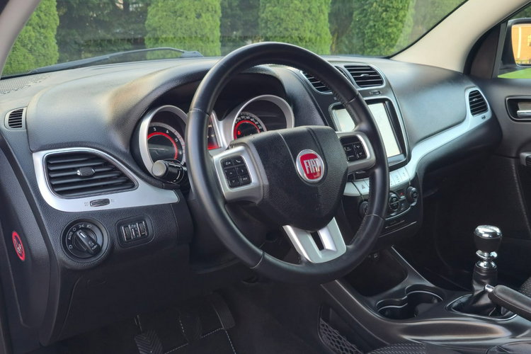 Freemont FIAT FREEMONT – Diesel 2.0 170KM 7 Miejsc, Nawigacja, Kamera, Keyless zdjęcie 25