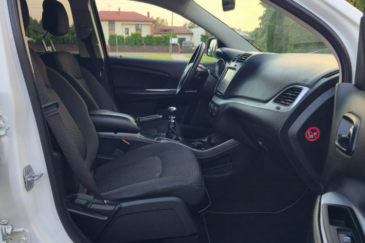 Freemont FIAT FREEMONT – Diesel 2.0 170KM 7 Miejsc, Nawigacja, Kamera, Keyless zdjęcie 27